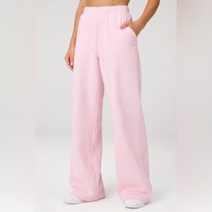 Fabletics Cozy Fleece Wide Leg Sweatpants – Soft Pink